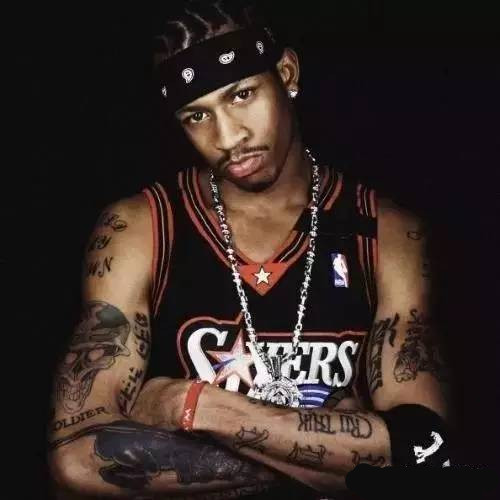 野性不可驾驭，美女球员莱曼晒大尺度艺术照（莱曼释出大胆艺术写真，尽显不羁气质）