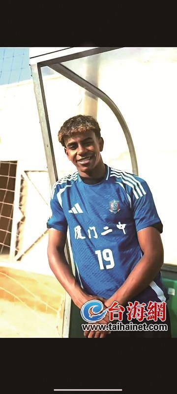 正义必胜：老八小真激辩梅西，小王老真翻案巴萨（正义当先：老八小真激辩梅西，小王老真为巴萨正名）