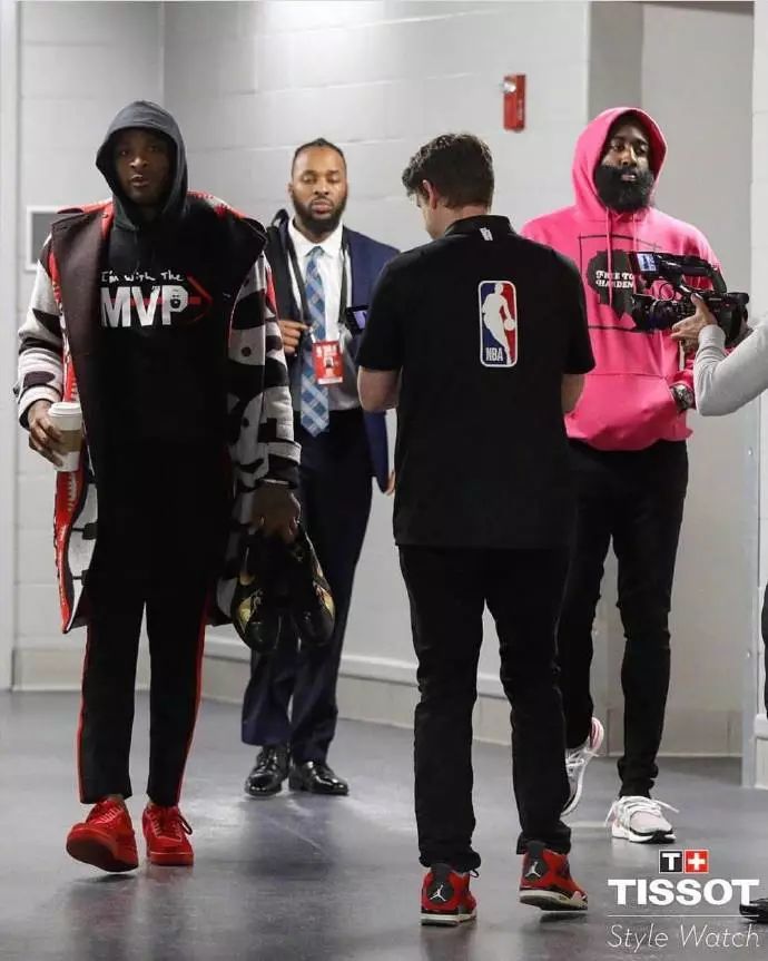 亨利：我和温格瓜帅都有过矛盾但没公开，萨拉赫应维护俱乐部（亨利：与温格、瓜迪奥拉有过分歧却未公开，萨拉赫应维护俱乐部）