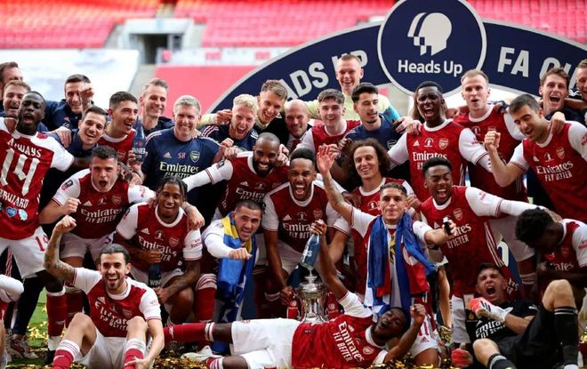 斯波教练点评：失误导致三分球失守（斯波：失误导致外线失守）