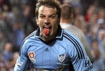 狄龙谈对库里恶犯：只是想阻止他抢进攻篮板，我得好好反省了（狄龙回应对库里恶意犯规：只想拦下他抢进攻篮板，我会认真反思）