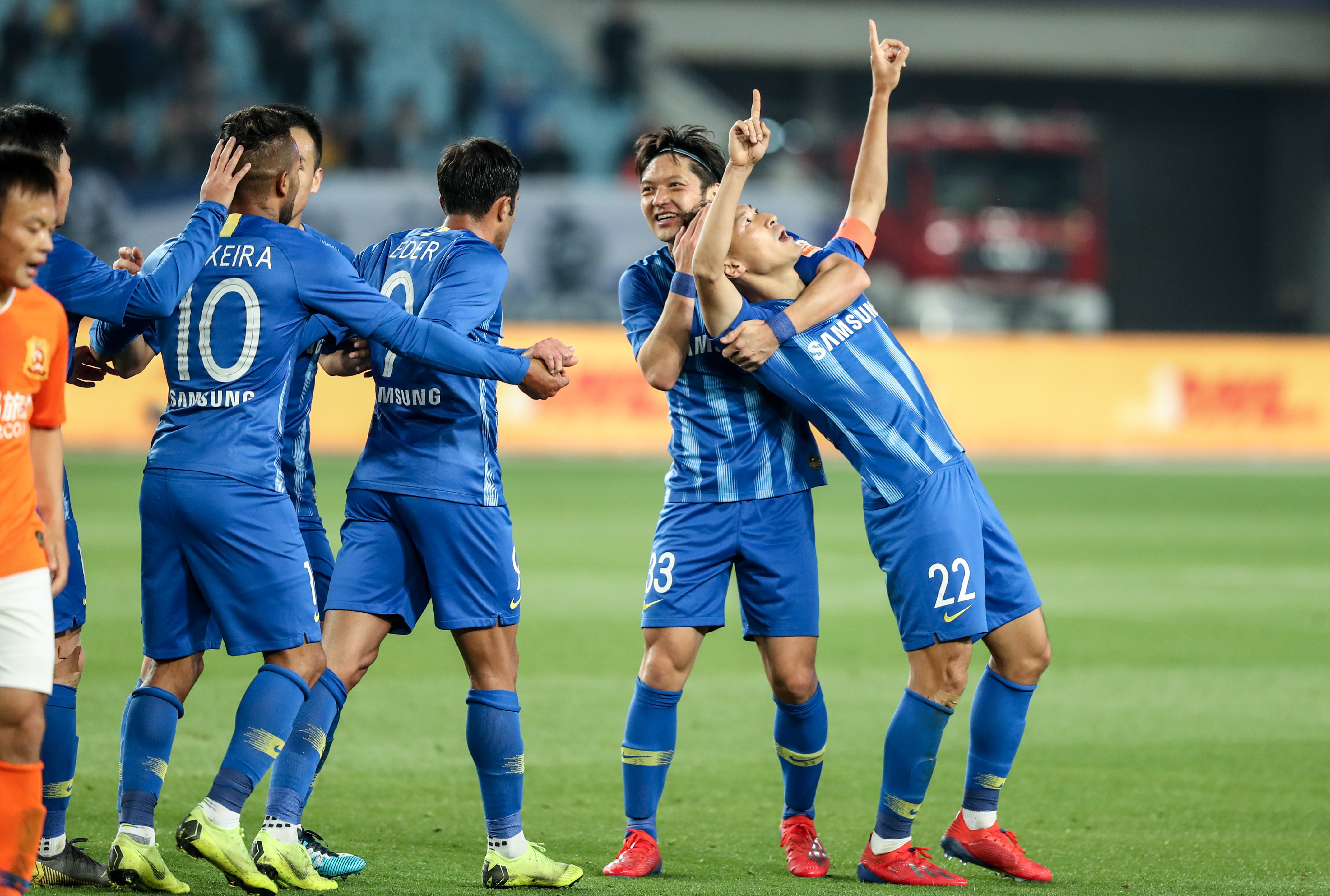 小法：意大利不认同青训越级提拔；相信莫拉塔会重新振作起来（法布雷加斯：意大利对青训跳级持保留态度，坚信莫拉塔能重振雄风）