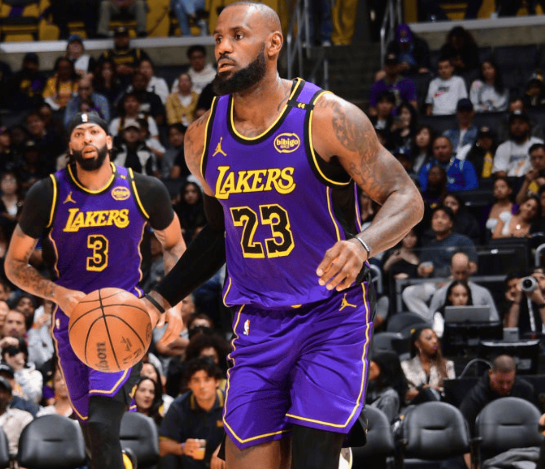 FC26欧冠黄金时刻卡：哈兰德、亚马尔、米利唐、埃斯特旺在列（FC26欧冠黄金时刻卡名单出炉：哈兰德、亚马尔、米利唐、埃斯特旺入选）