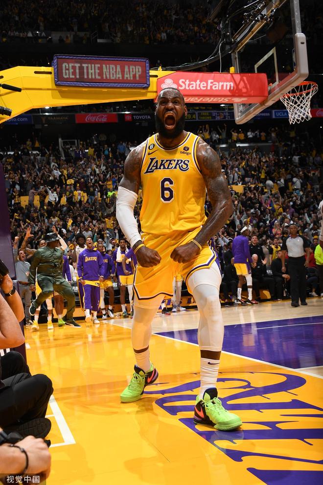 这还是足球吗？对手两红后摩洛哥U17全场80脚射门16-0取胜（对手两人染红，摩洛哥U17狂轰80脚射门，16比0大胜）