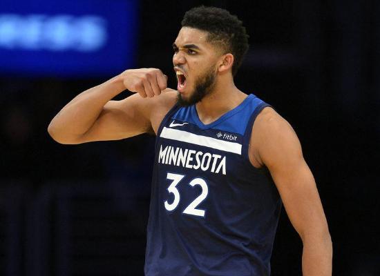 不怯场！雷霆双向卡尔森生涯首次首发 三分6中3拿到11分3板2助（雷霆双向球员卡尔森生涯首次首发稳健发挥：三分6投3中，贡献11分3篮板2助攻）