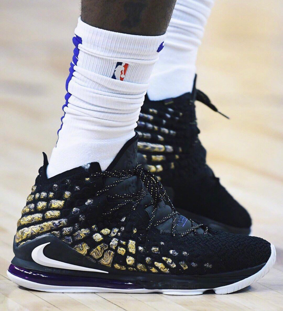 中国马术选手奥运资格赛晋级（中国马术骑手在奥运资格赛中晋级）