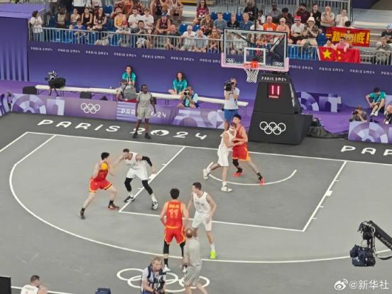 中国篮球历史新篇章！NBL合肥17分大胜CBA江苏队，易立满脸无奈（中国篮坛新篇揭幕：NBL合肥17分擒下CBA江苏，易立一脸无奈）