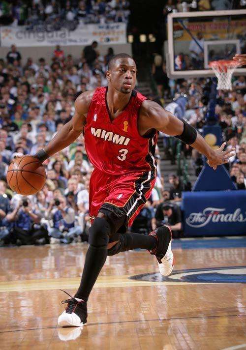 意大利队无纹身无社交媒体创传奇（远离社媒、无纹身的意大利队缔造传奇）