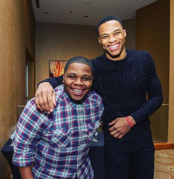 0-0，40岁阿森纳旧将染红+少2人都不输，西甲倒数第一逼平马略卡（40岁阿森纳旧将染红，西甲垫底队少两人仍0-0守住，逼平马略卡）