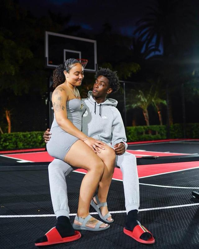 邮报：小将塞古-科内已经重返赛场，和多古用同一个私人教练（邮报：小将塞古-科内复出，与多古共用同一位私人教练）