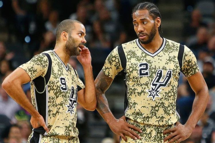 AC米兰主场气势如虹（AC米兰主场势不可挡）