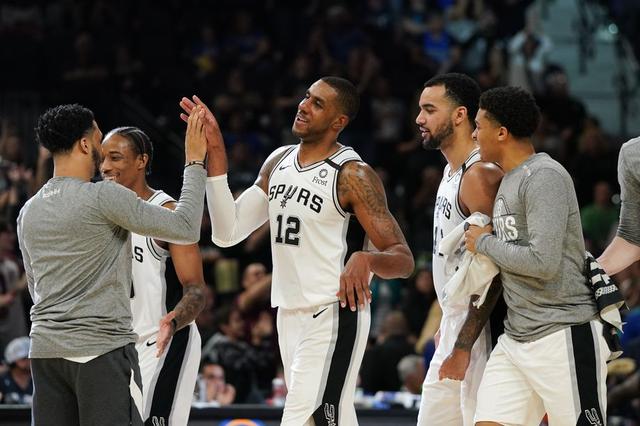 NBA伤病更新：哈登缺席两场关键比赛,（NBA伤情速递：哈登将缺阵两场关键战）